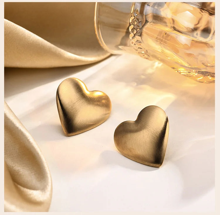 Brincos de Coração e Estrelas Grandes - Exclusividade e Elegância para Mulheres -Semi-Joias - Grace