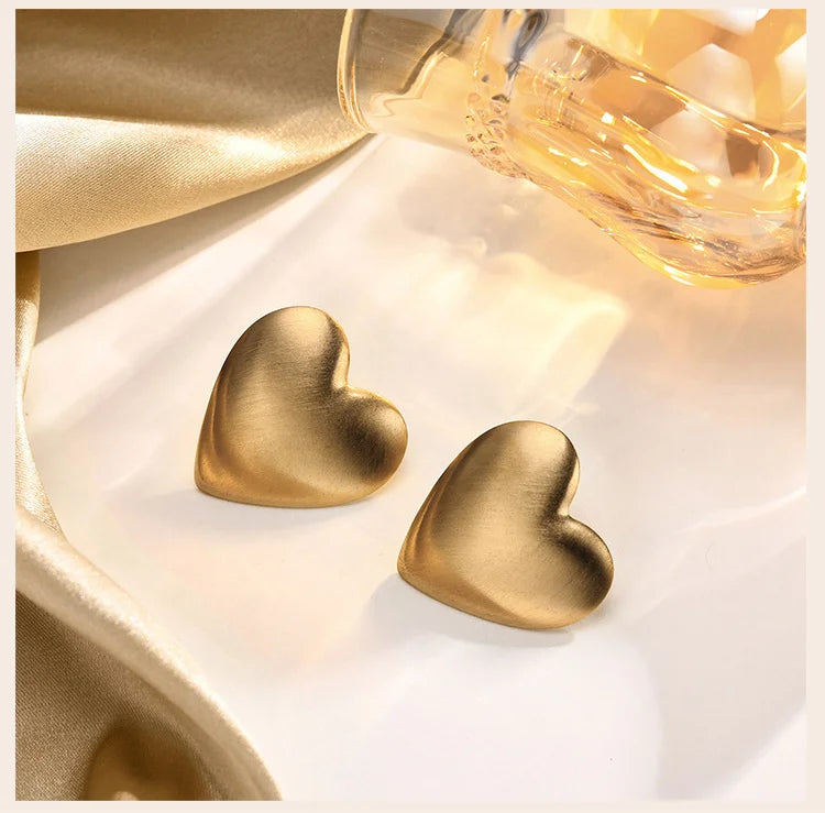 Brincos de Coração e Estrelas Grandes - Exclusividade e Elegância para Mulheres -Semi-Joias - Grace