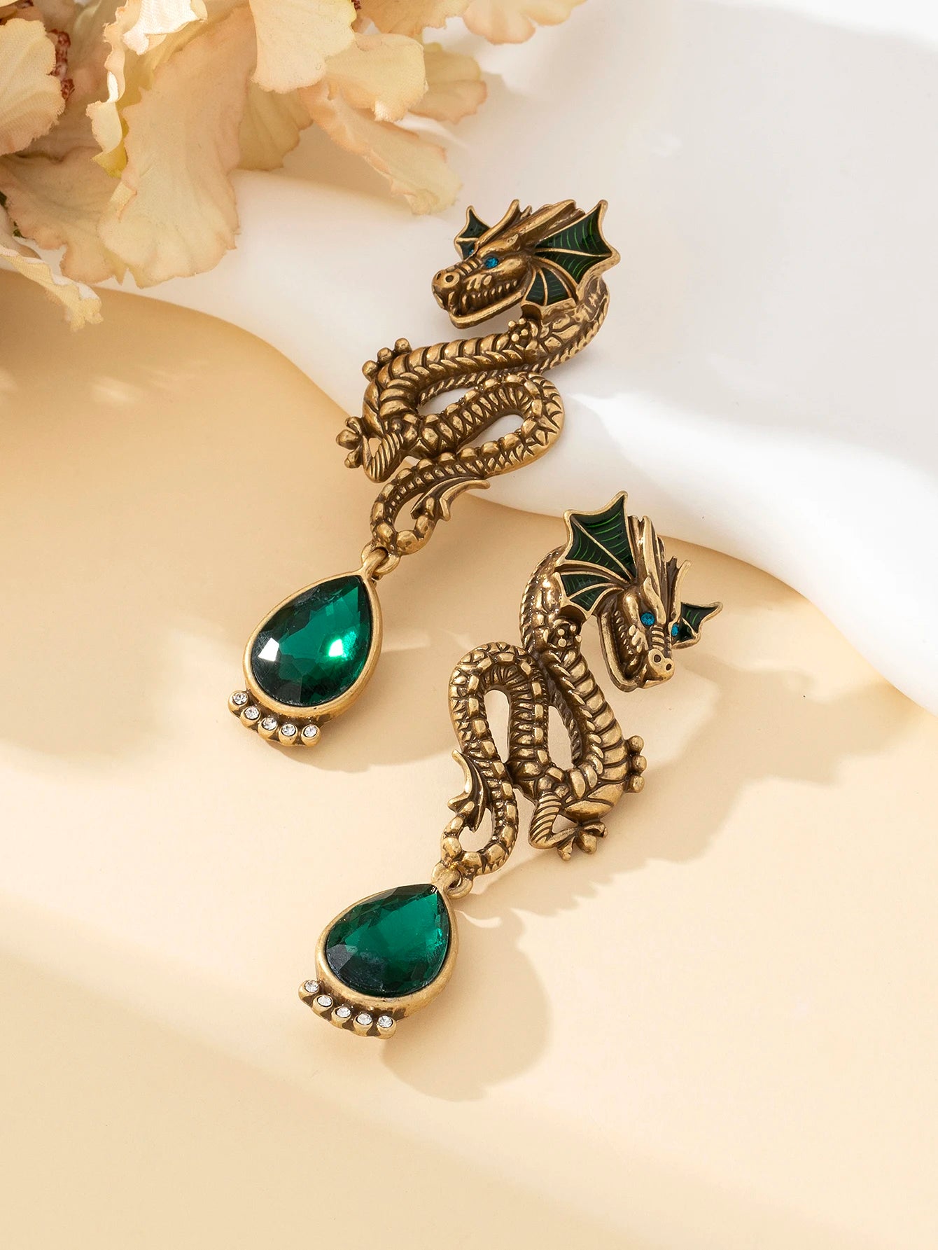 Brincos do Zodíaco Ano Dragão 2024 Feng Shui Semi Joias