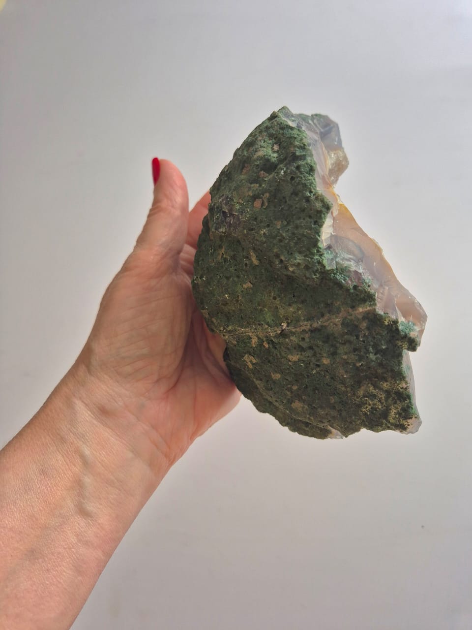 Geodo de Ágata Fumê Natural – Peça Única com Cristais Internos, 1,02 kg – Decoração, Energia e Colecionismo - Harmonia Plena