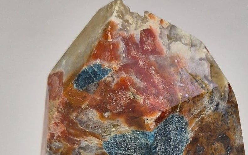 Mineral Natural Jaspe Policromo polido, peça exclusiva para coleção de cristais, Feng Shui e decoração sofisticada.