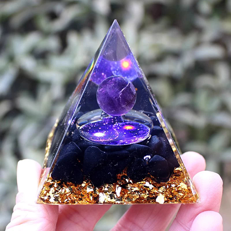 Orgonite - Pirâmide de Lápis-Lazúli com Cristais - 23 Modelos de Peça Decorativa para Reiki e Harmonização de Ambientes - Decoração