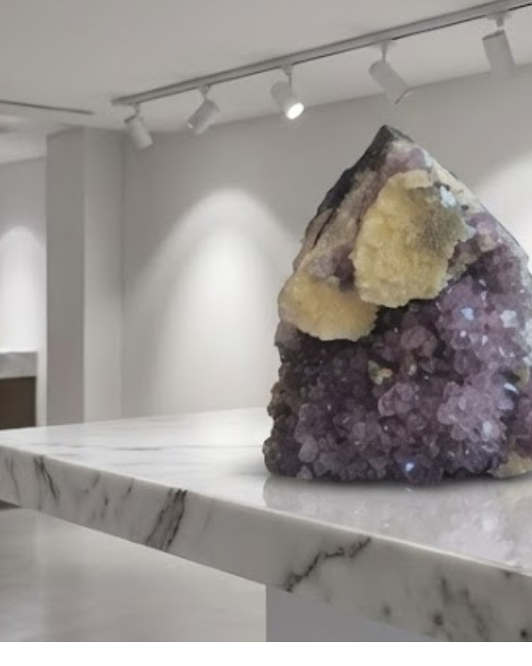 Peça Natural de Ametista com Calcita – Base Lapidada, 1,73 kg – Cristal para Decoração, Energização e Espaço Zen – Harmonia Plena