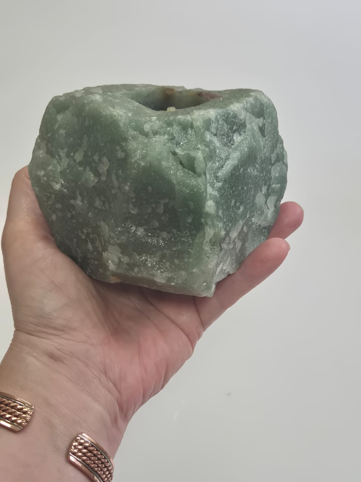 Porta-Velas de Quartzo Verde Natural - 1480 gramas - Peça Artesanal Única para Decoração, Meditação e Energia Positiva - Harmonia Plena