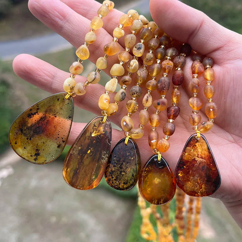 Colar de Âmbar Natural 100% Original com Pingente - Contas Irregulares - Pedras Naturais - Reiki - Feng -Shui - Semi Joias