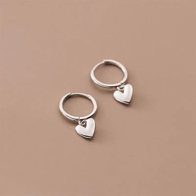 Smooth Small Peach Heart Design Earrings for Women Retro Simple Stainless Steel Jewelry