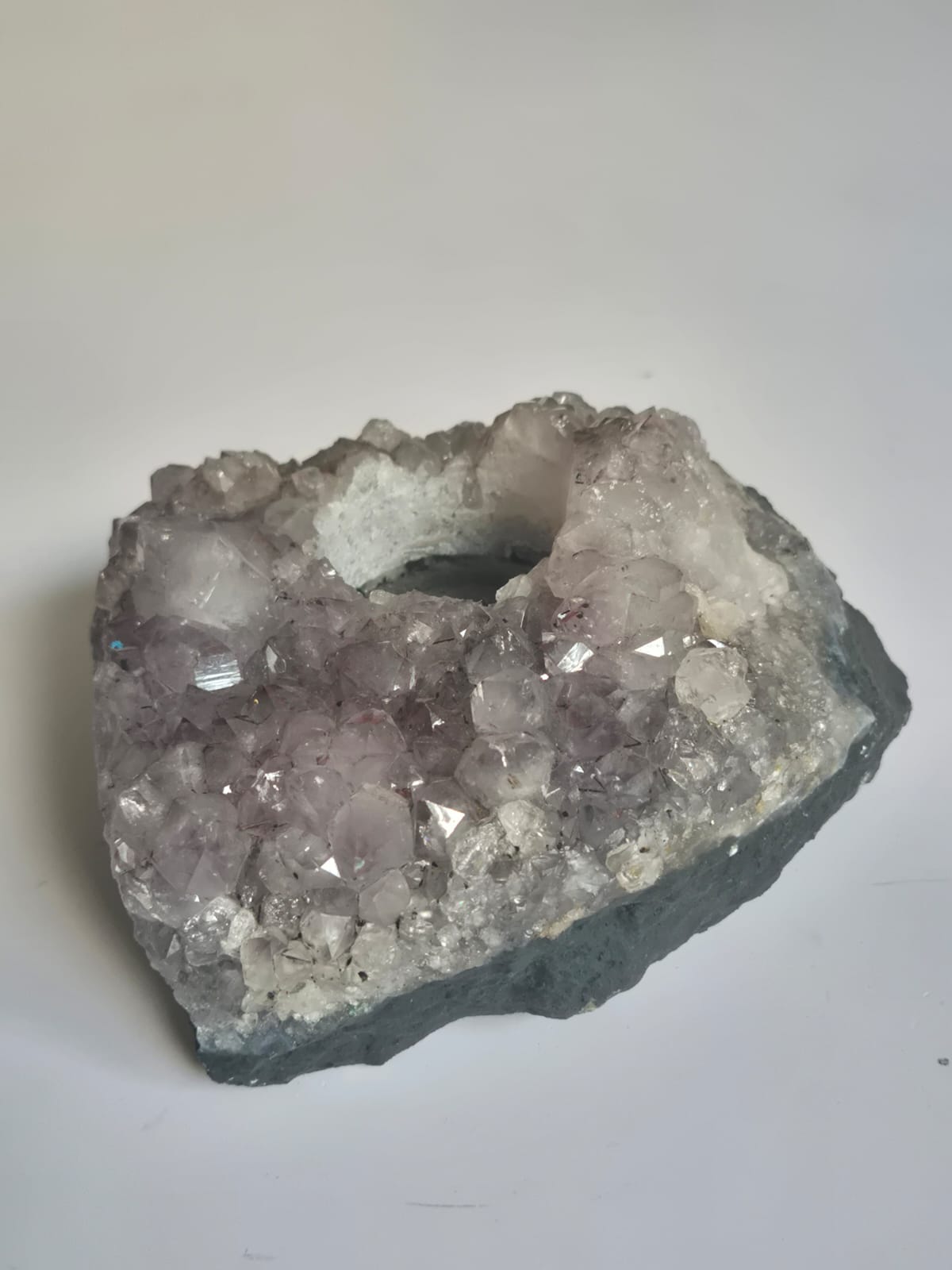 Ametista Bruta Natural 1,49 kg – Porta-Vela Artesanal | Cristal para Energização, Decoração Zen e Harmonização de Ambientes – Peça Exclusiva - Harmonia Plena