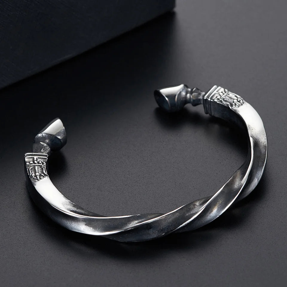 Bracelete Unissex Vintage em Aço Inoxidável Pulseira com Design de Casco de Cavalo -Semi Joias