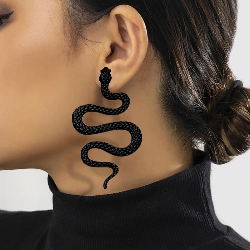 Brincos Femininos Design Sofisticado Formato Serpente - Semi Joias - Feng Shui 