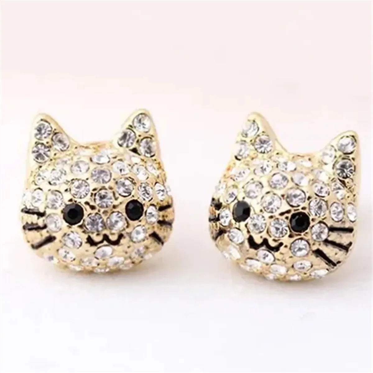 Brincos de Gatos e Cachorros com Pedras - Pets - Acessório Feminino Elegante e Delicado - Acessórios de Moda - Semi Joias