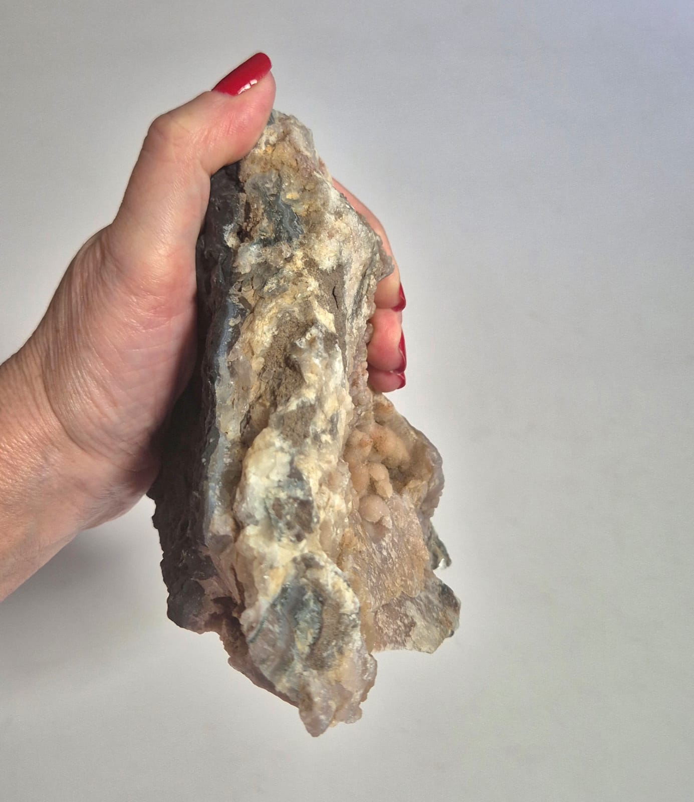 Calcedônia Botrioidal Natural 1,455 kg – Pedra de Harmonia, Proteção e Elevação Energética | Peça Única - Harmonia Plena