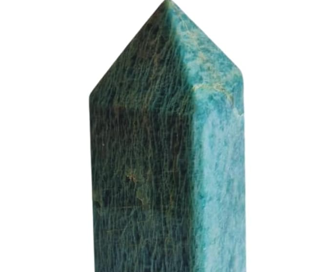 Obelisco de Amazonita Natural para decoração de mesas, altares, escritórios e ambientes de contemplação.