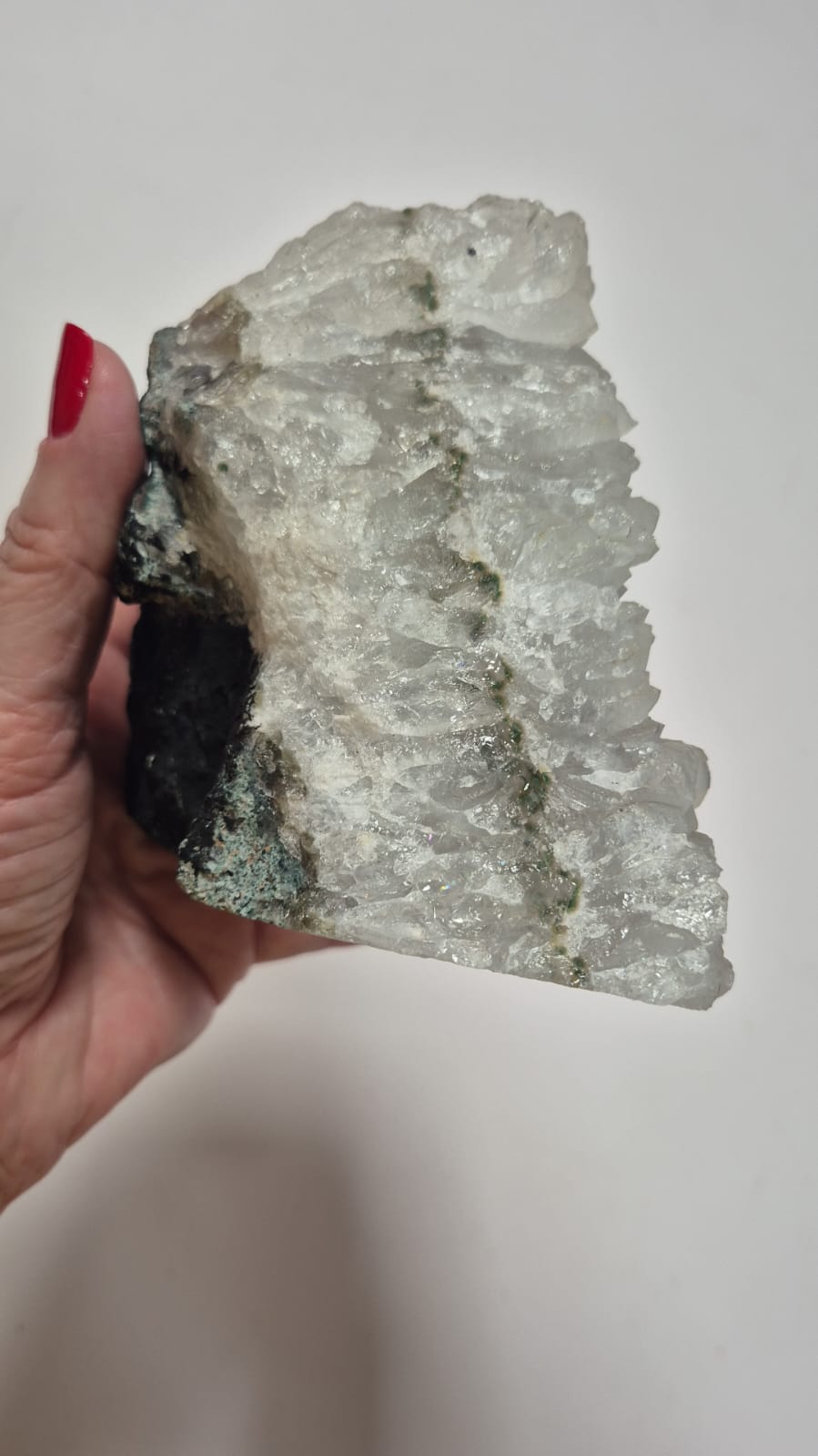 

Pedra Natural Apofilita Branca 1,24 kg – Cluster de Cristais para Decoração e Energia – Peça Única – 13x10x10 cm – Pedra Natural Premium – Harmonia Plena