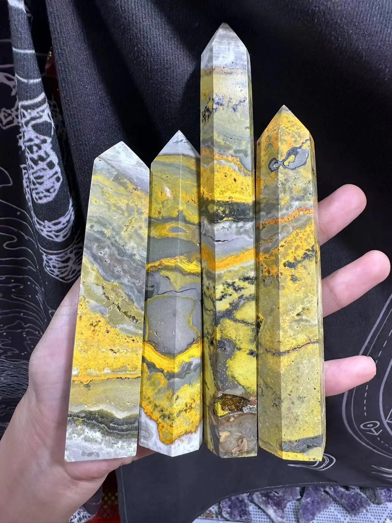 Pedra Natural Pirâmide de Jaspe Bumblebee Feng Shui Reiki
