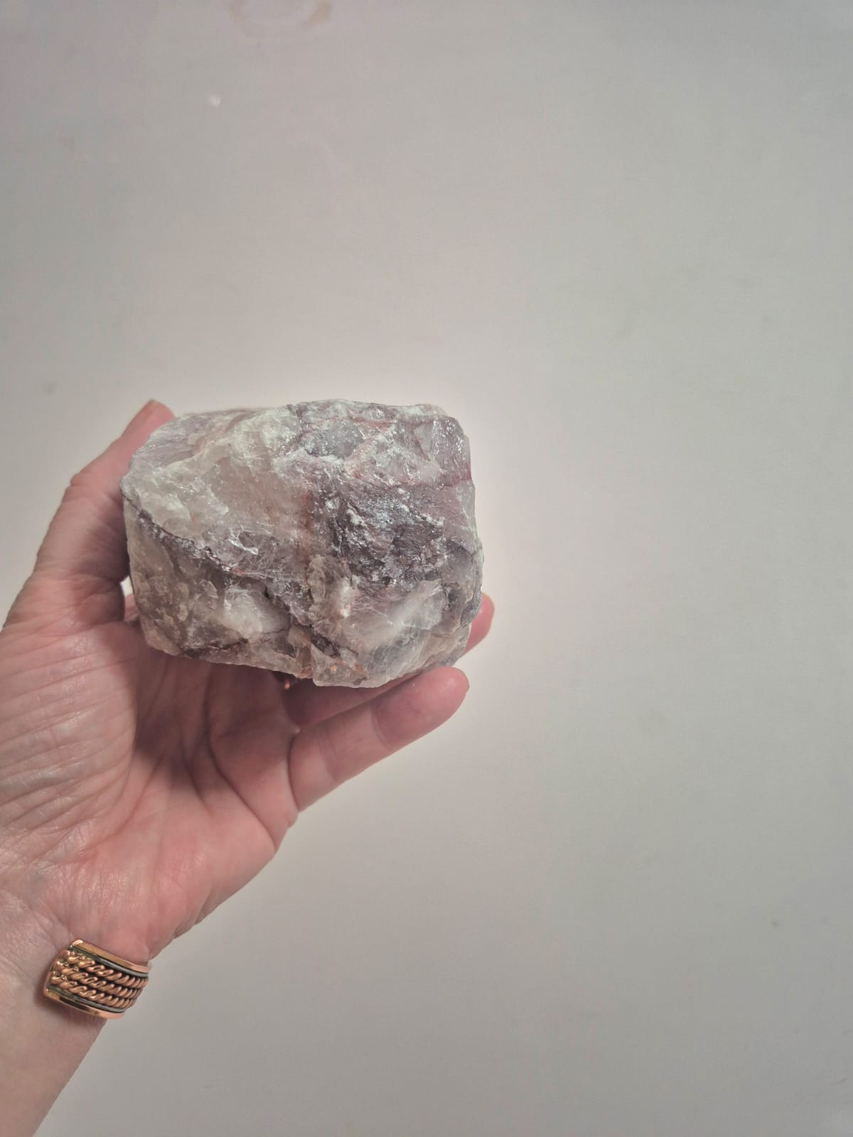 Porta-Velas de Quartzo Hematoide Natural – 850 g | Energia, Proteção e Harmonia | Peça Artesanal Única – Harmonia Plena