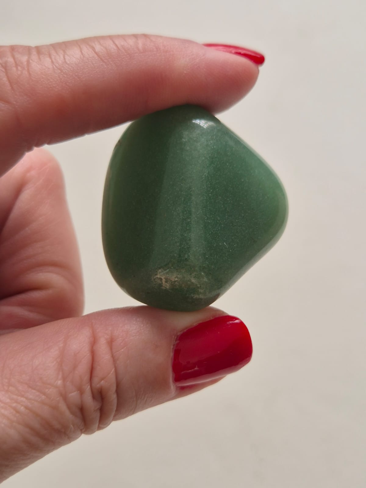 Quartzo Verde Natural Rolado - Pedra da Prosperidade e Cura Energética - Venda por Peso - Harmonia Plena Pedras Naturais