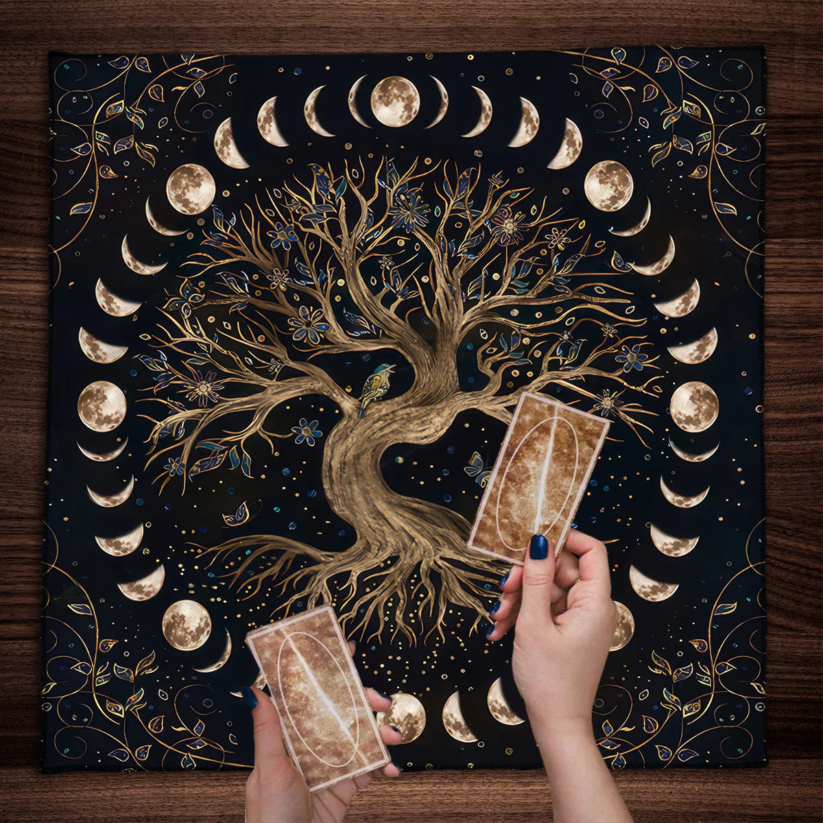 Toalha de Mesa Mística com Árvore da Vida e Fases da Lua - Decoração de Altar, Jogos de Mesa - Tarot - Cristais - Baralho